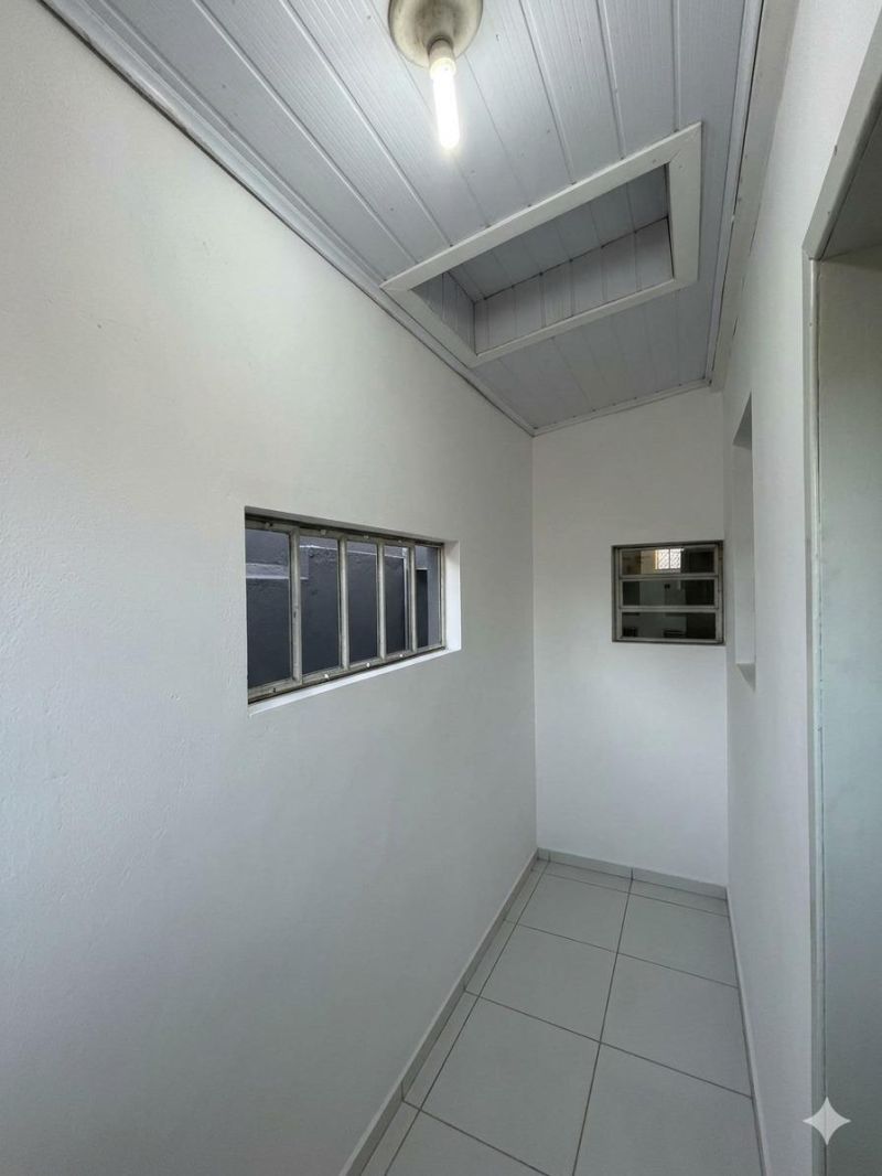 Prédio com 3 banheiros e 264m² à venda no bairro Bom Pastor, Igrejinha