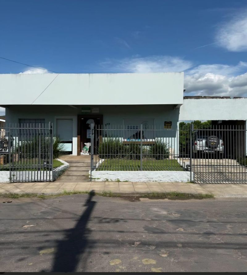 Prédio com 3 banheiros e 264m² à venda no bairro Bom Pastor, Igrejinha