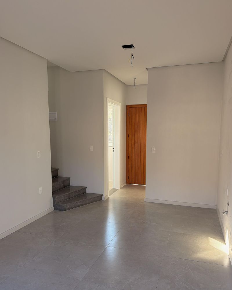 Sobrado com 2 quartos, 1 banheiro e 73m² à venda no bairro Viaduto, Igrejinha