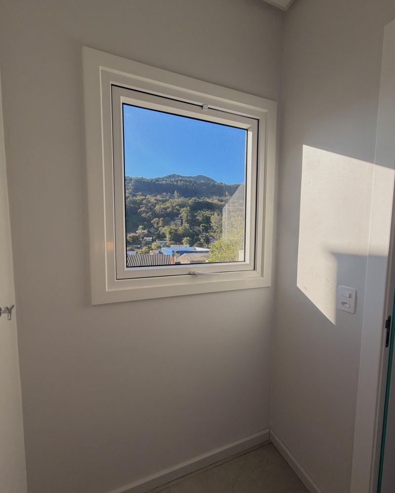 Sobrado com 2 quartos, 1 banheiro e 73m² à venda no bairro Viaduto, Igrejinha