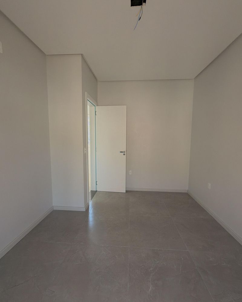 Sobrado com 2 quartos, 1 banheiro e 73m² à venda no bairro Viaduto, Igrejinha