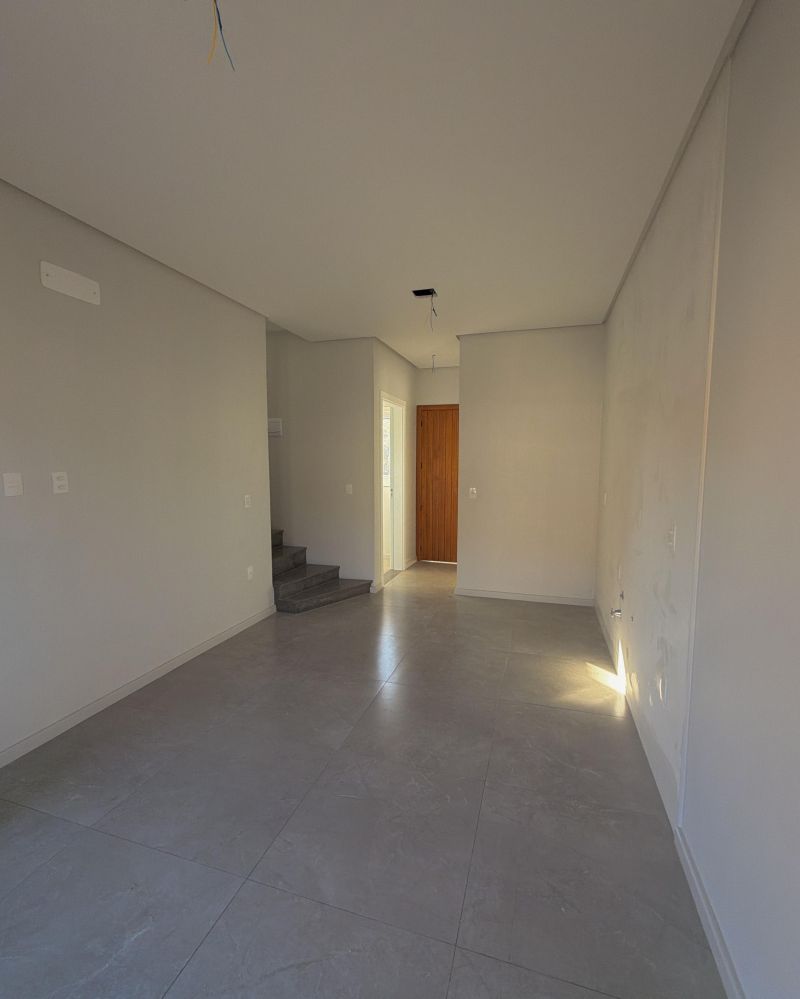 Sobrado com 2 quartos, 1 banheiro e 73m² à venda no bairro Viaduto, Igrejinha