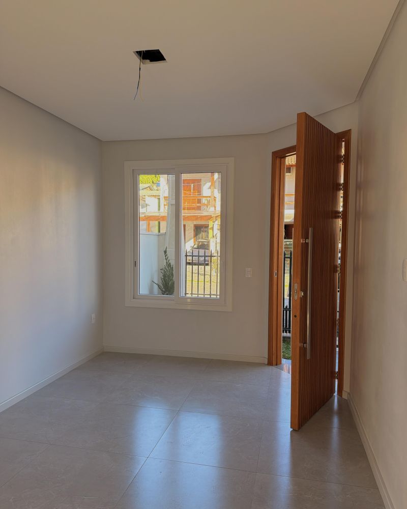 Sobrado com 2 quartos, 1 banheiro e 73m² à venda no bairro Viaduto, Igrejinha
