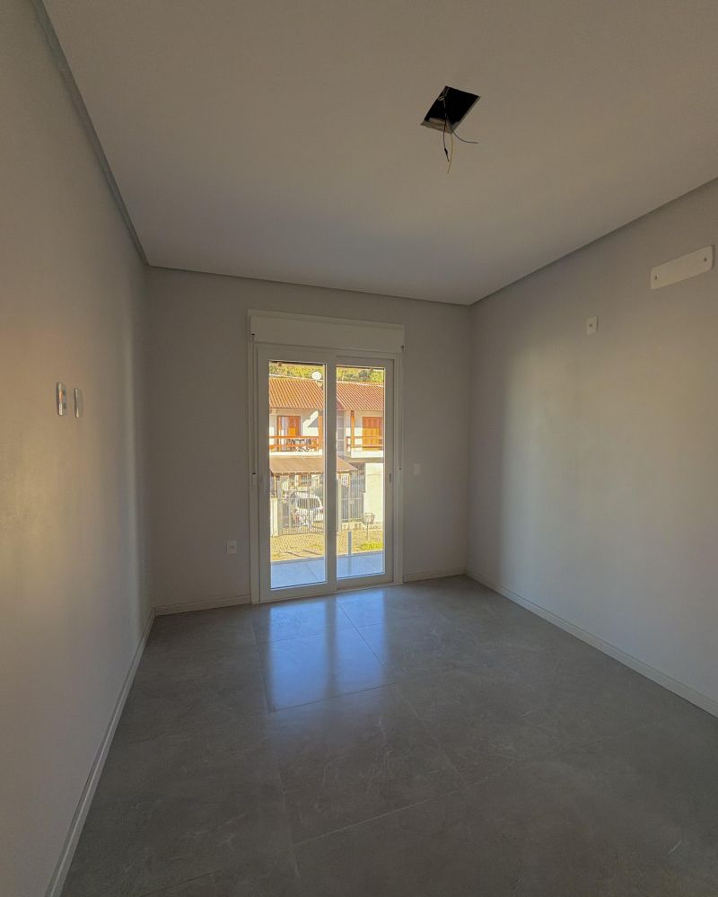 Sobrado com 2 quartos, 1 banheiro e 73m² à venda no bairro Viaduto, Igrejinha