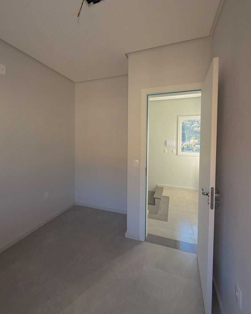 Sobrado com 2 quartos, 1 banheiro e 73m² à venda no bairro Viaduto, Igrejinha