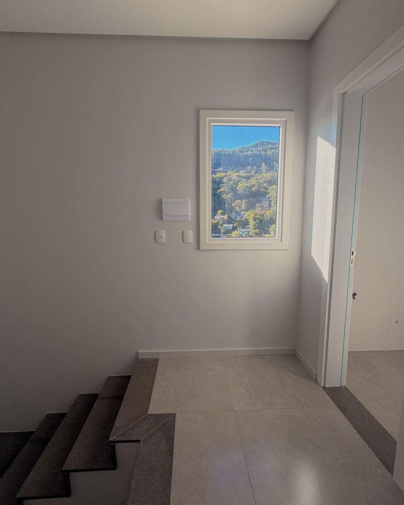 Sobrado com 2 quartos, 1 banheiro e 73m² à venda no bairro Viaduto, Igrejinha