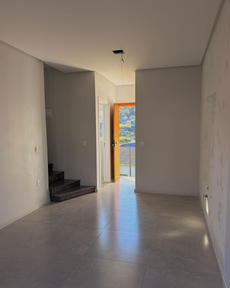 Sobrado com 2 quartos, 1 banheiro e 73m² à venda no bairro Viaduto, Igrejinha