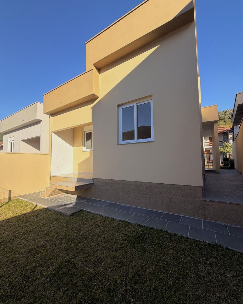 Casa com 2 quartos, 1 banheiro e 66m² à venda no bairro Viaduto, Igrejinha
