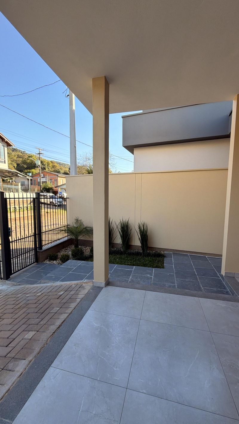 Casa com 2 quartos, 1 banheiro e 66m² à venda no bairro Viaduto, Igrejinha