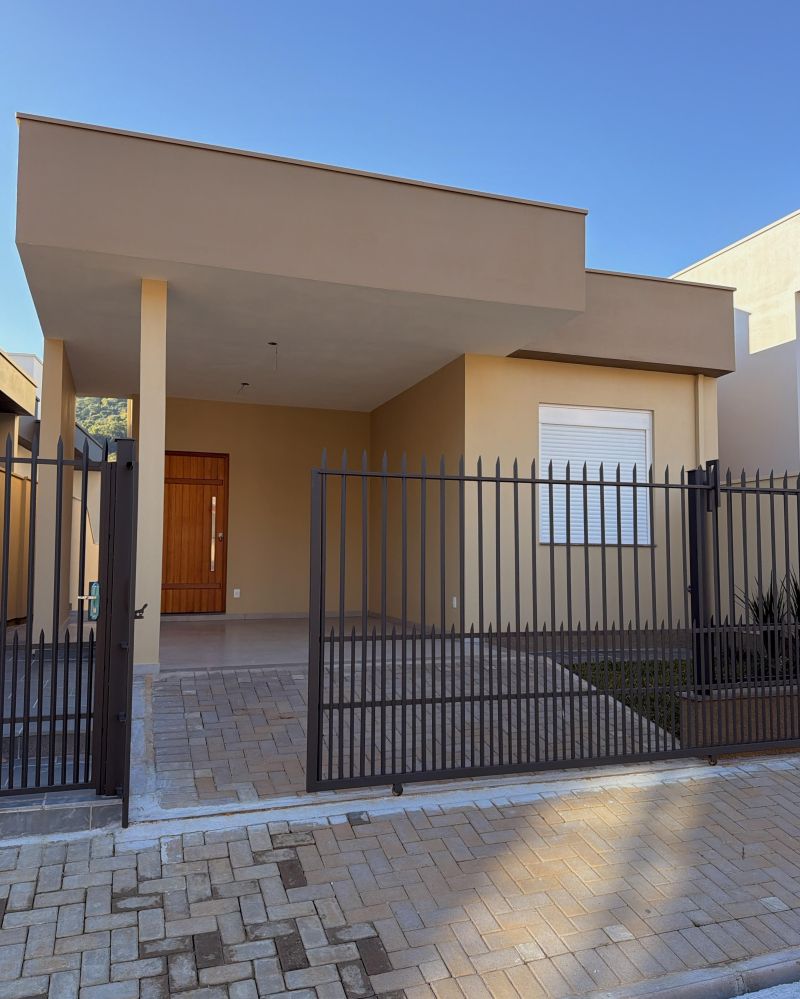 Casa com 2 quartos, 1 banheiro e 66m² à venda no bairro Viaduto, Igrejinha