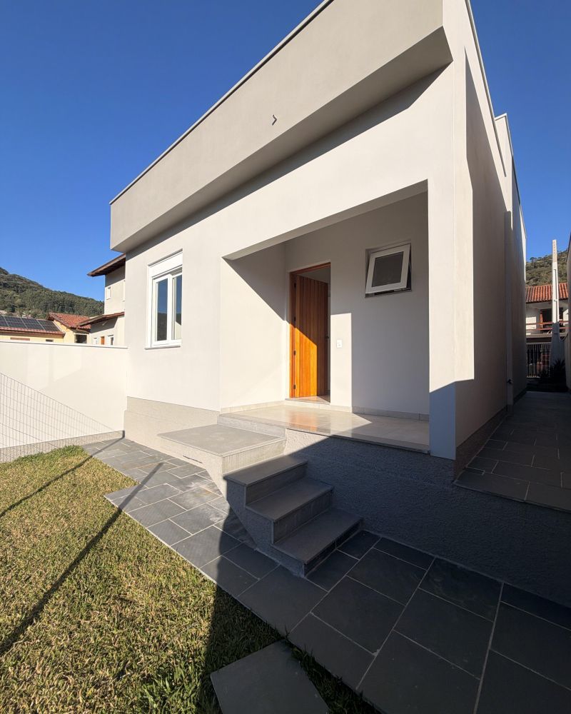 Casa com 2 quartos, 1 banheiro e 61m² à venda no bairro Viaduto, Igrejinha