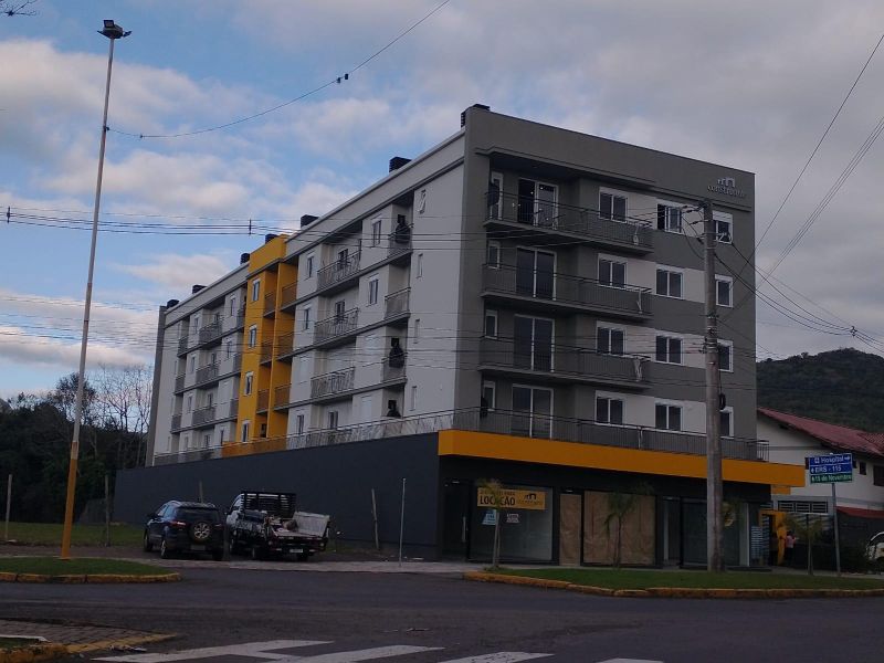 Apartamento com 2 quartos, 1 banheiro e 140m² à venda no bairro Centro, Igrejinha