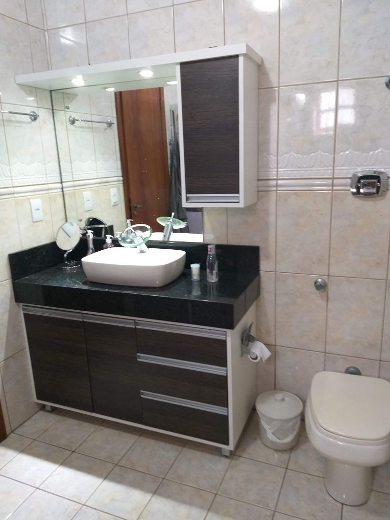 Casa com 2 quartos, 3 banheiros e 170m² à venda no bairro Bom Pastor, Igrejinha