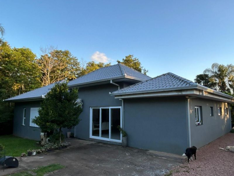 Sítio com 1 quarto, 3 banheiros e 186m² à venda no bairro Solitaria Alta, Nova Hartz