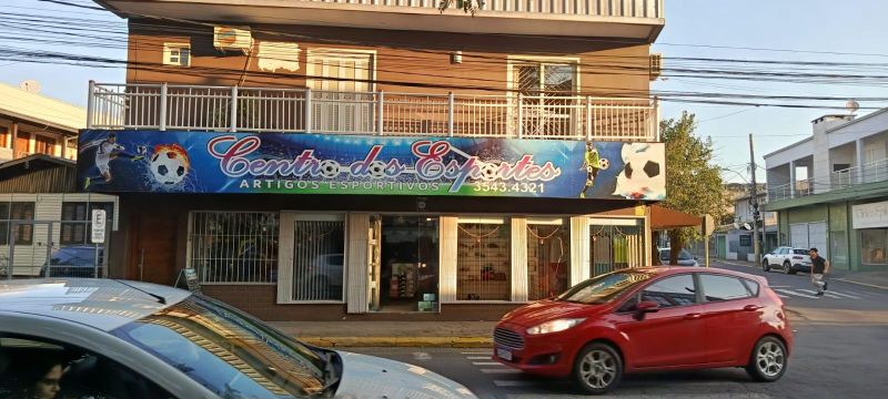 Sobrado com 2 quartos e 2 banheiros à venda no bairro Centro, Parobe