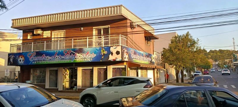 Sobrado com 2 quartos e 2 banheiros à venda no bairro Centro, Parobe