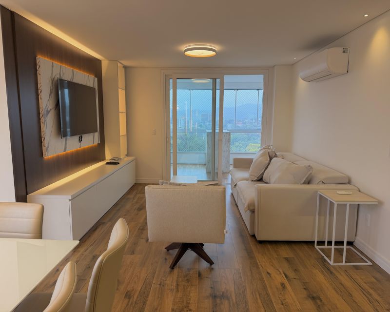 Apartamento com 2 quartos, 1 banheiro e 151m² à venda no bairro Centro, Igrejinha