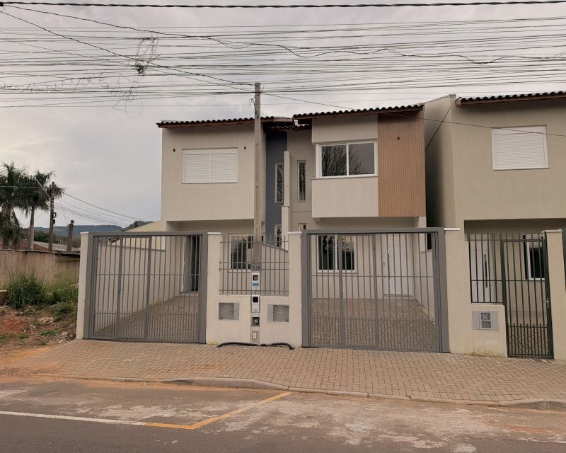 Sobrado com 2 quartos, 1 banheiro e 69m² à venda no bairro Bom Pastor, Igrejinha