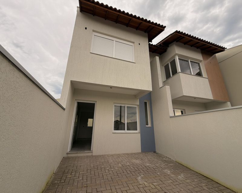 Sobrado com 2 quartos, 1 banheiro e 69m² à venda no bairro Bom Pastor, Igrejinha