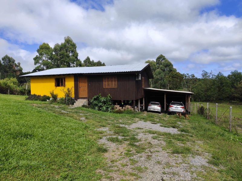 Sítio com 2 quartos e 1 banheiro à venda no bairro Zona Rural, Tres Coroas
