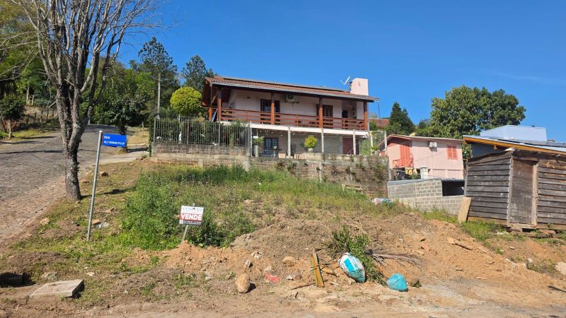 “Terreno com Excelente Localização e Potencial de Valorização”