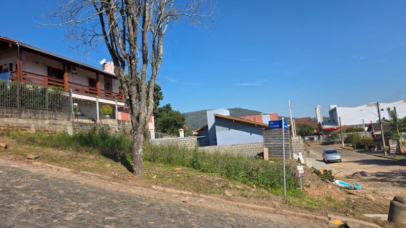 “Terreno com Excelente Localização e Potencial de Valorização”