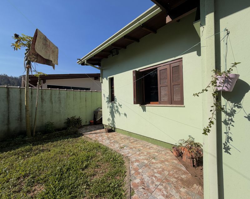 Casa com 3 quartos e 2 banheiros à venda no bairro Bom Pastor, Igrejinha
