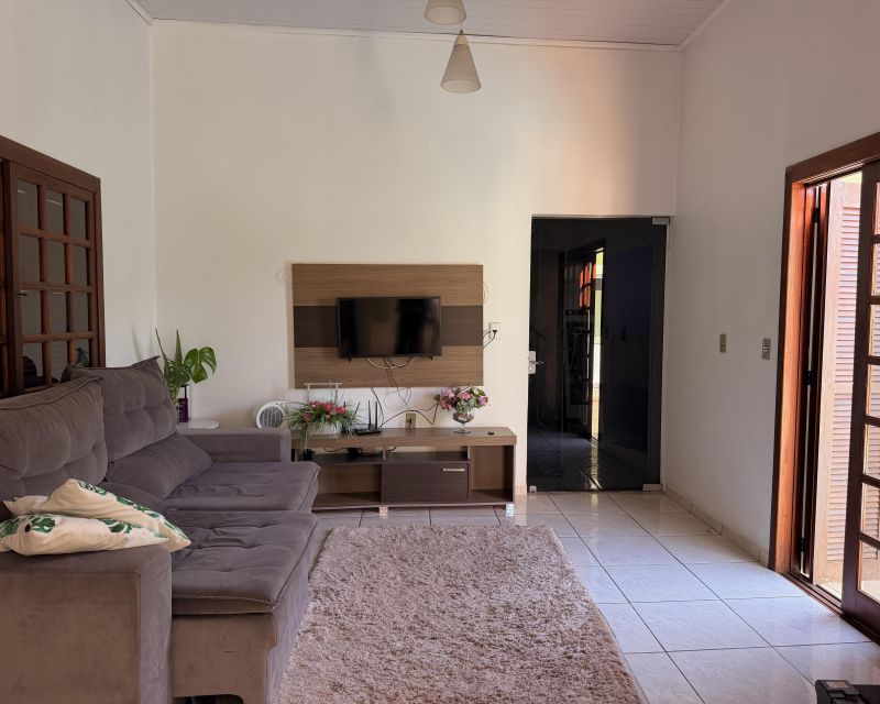 Casa com 3 quartos e 2 banheiros à venda no bairro Bom Pastor, Igrejinha