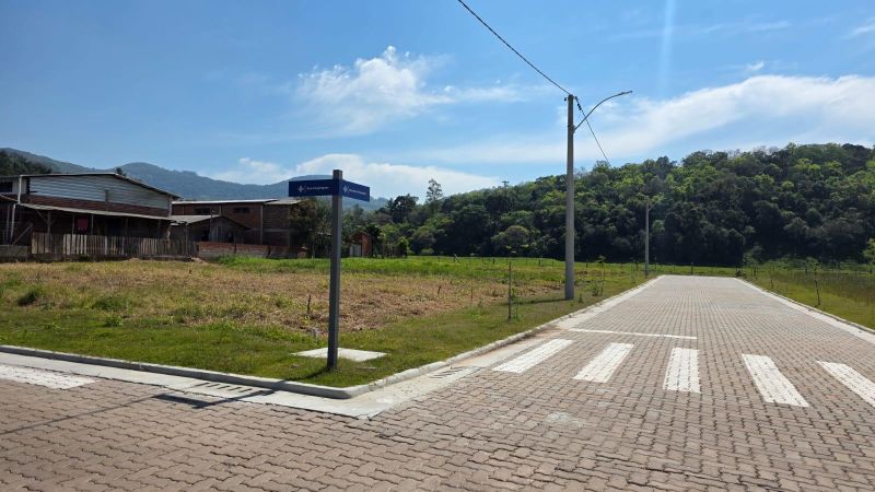 Terreno à venda no bairro Figueira, Igrejinha