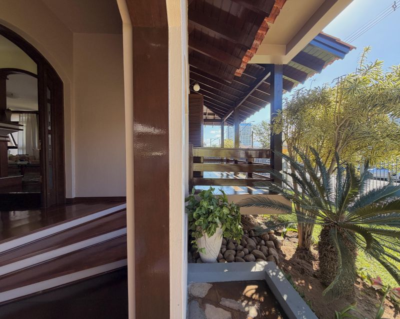 Casa com 2 quartos, 3 banheiros e 444m² à venda no bairro Centro, Igrejinha