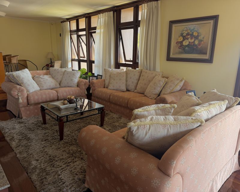 Casa com 2 quartos, 3 banheiros e 444m² à venda no bairro Centro, Igrejinha