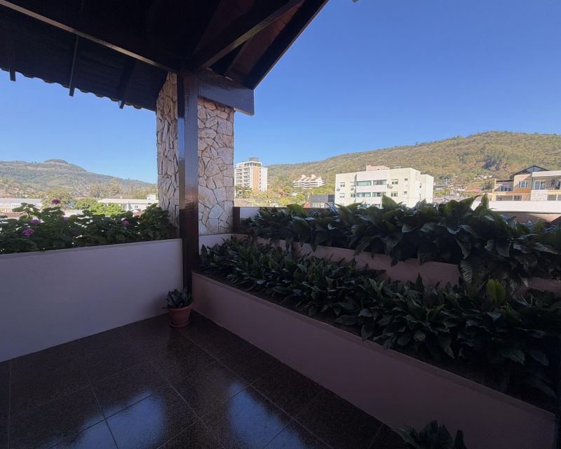 Casa com 2 quartos, 3 banheiros e 444m² à venda no bairro Centro, Igrejinha