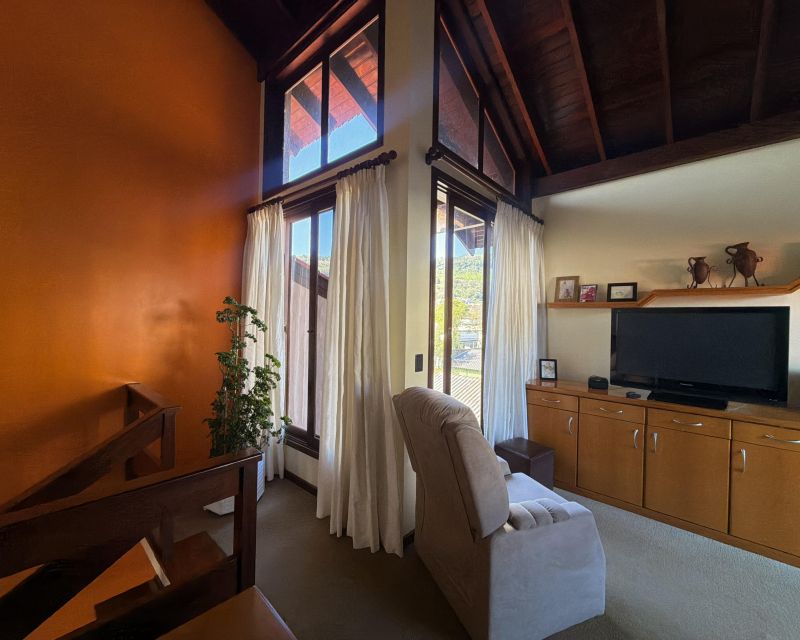 Casa com 2 quartos, 3 banheiros e 444m² à venda no bairro Centro, Igrejinha