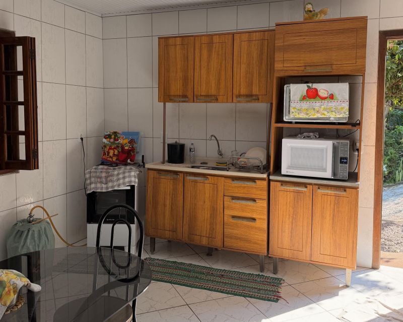 Casa/Fundos com 4 quartos, 2 banheiros e 100m² à venda no bairro Garibaldi, Igrejinha