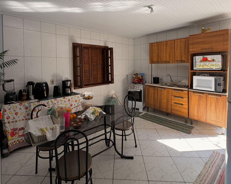 Casa/Fundos com 4 quartos, 2 banheiros e 100m² à venda no bairro Garibaldi, Igrejinha