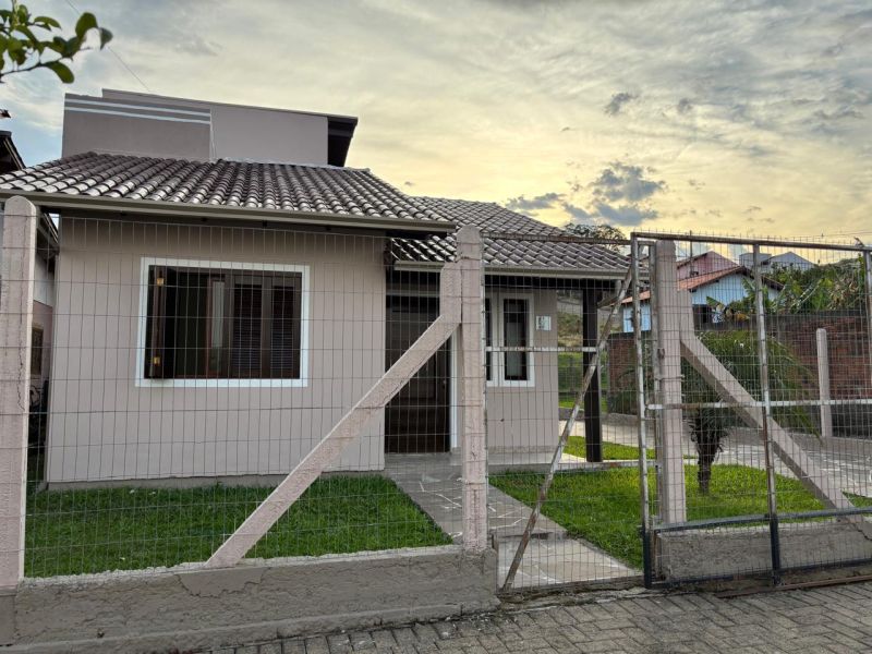Casa Ampla com 1 Suíte