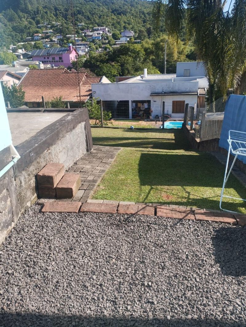 Casa Ampla com 2 Quartos