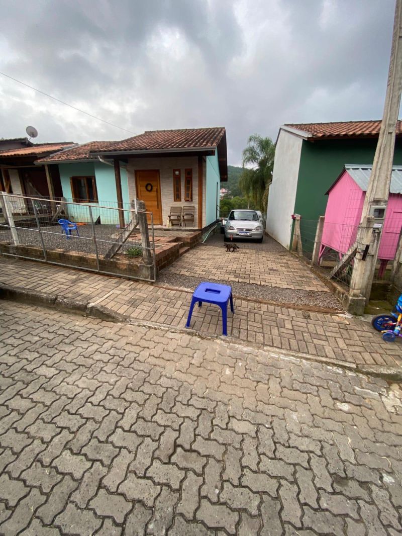 Casa Ampla com 2 Quartos