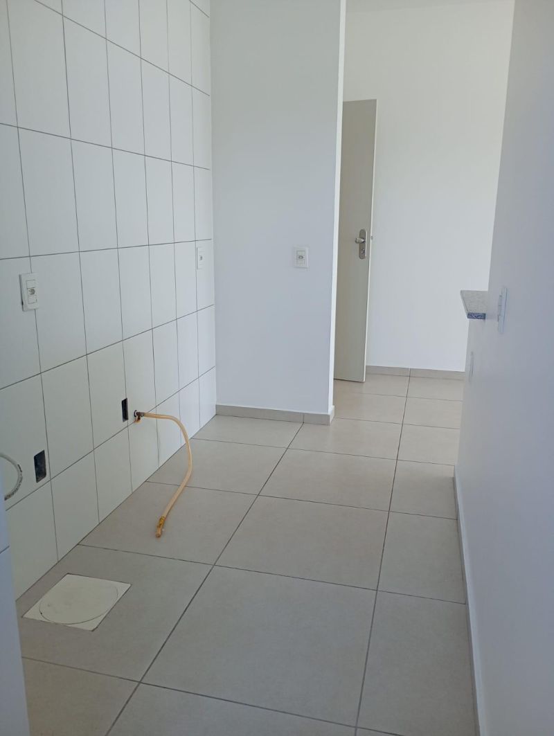 Apartamento com 2 dormitórios