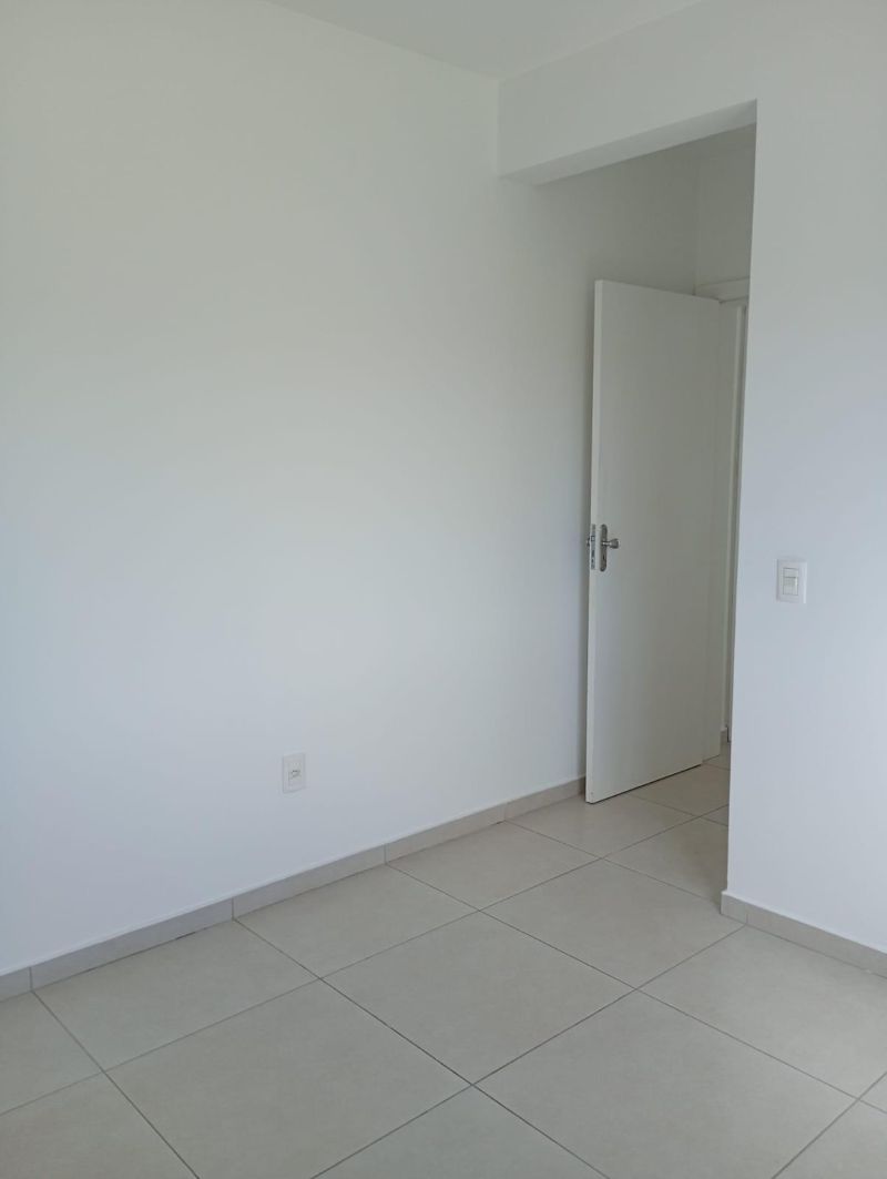 Apartamento com 2 dormitórios