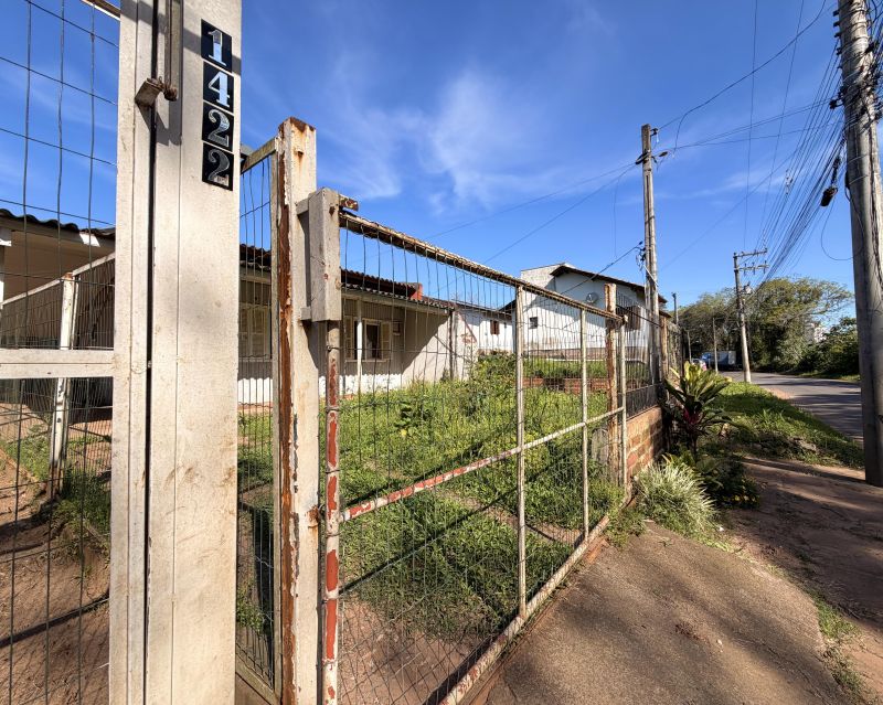 Casa/Fundos com 4 quartos, 2 banheiros e 464m² à venda no bairro Moinho, Igrejinha