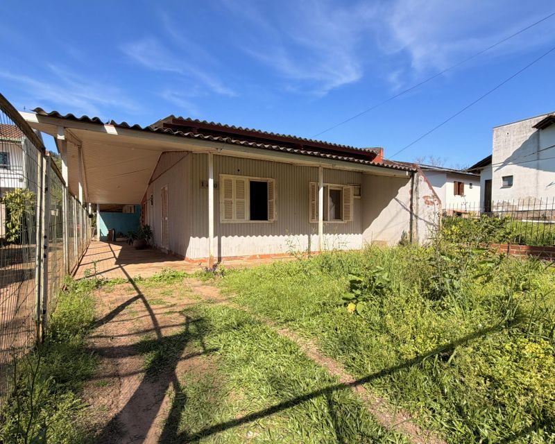 Casa/Fundos com 4 quartos, 2 banheiros e 464m² à venda no bairro Moinho, Igrejinha