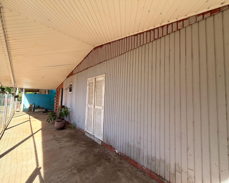 Casa/Fundos com 4 quartos, 2 banheiros e 464m² à venda no bairro Moinho, Igrejinha