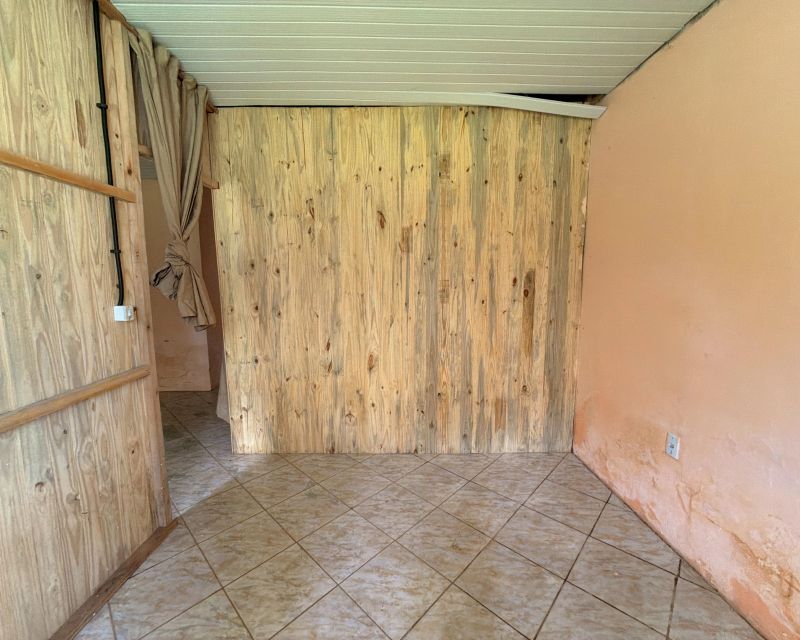 Casa/Fundos com 4 quartos, 2 banheiros e 464m² à venda no bairro Moinho, Igrejinha