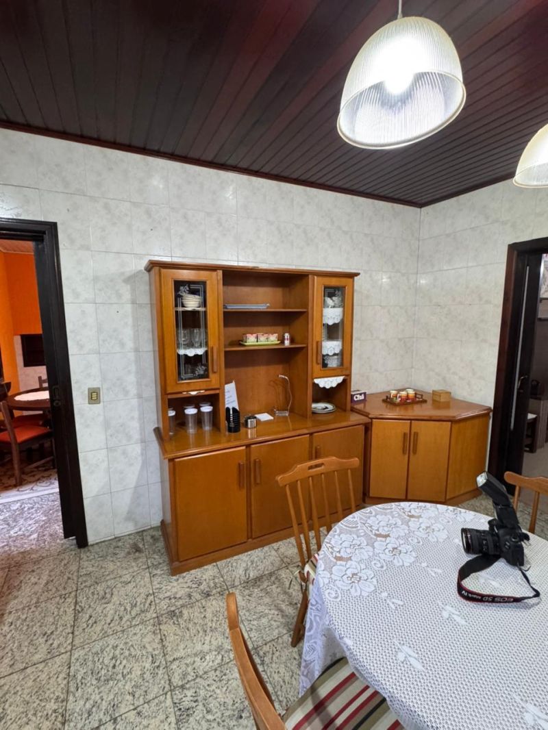 Casa com 2 quartos, 2 banheiros e 123m² à venda no bairro Viaduto, Igrejinha