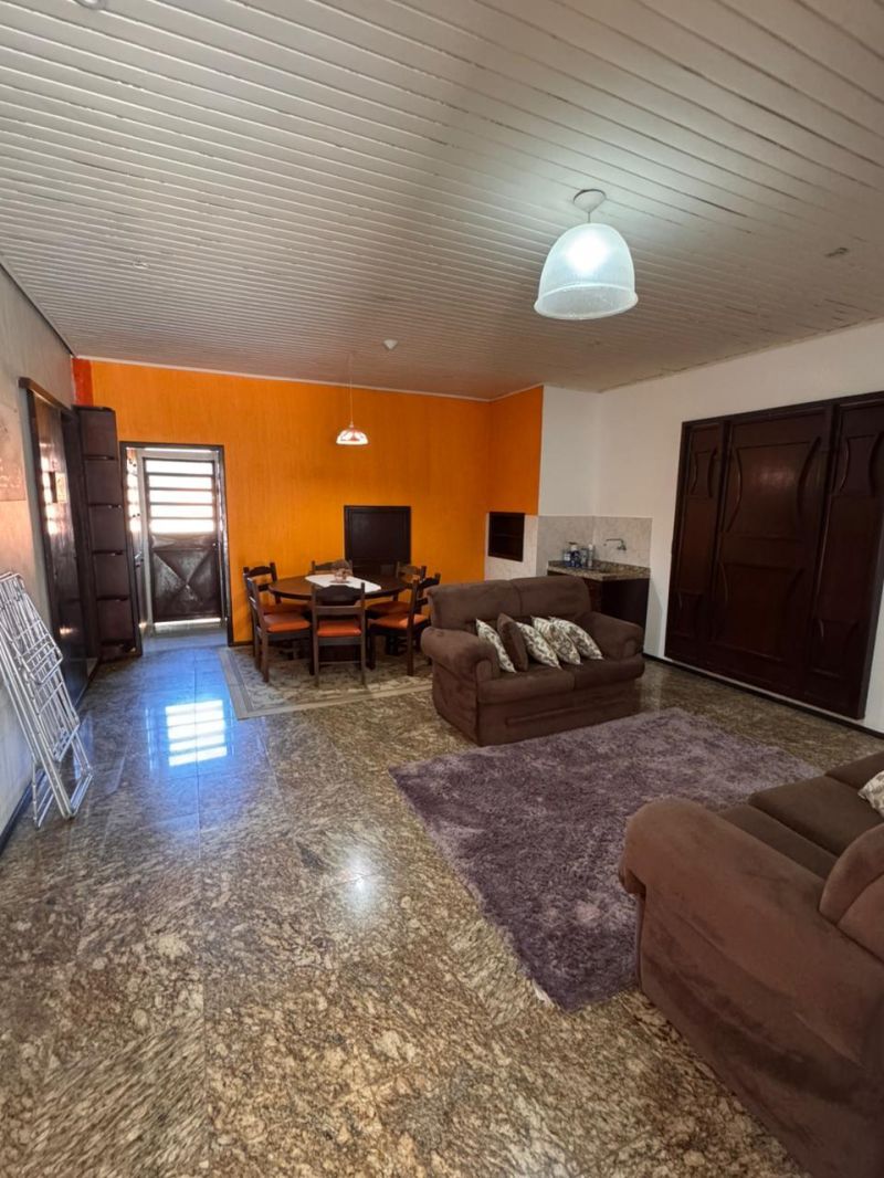 Casa com 2 quartos, 2 banheiros e 123m² à venda no bairro Viaduto, Igrejinha