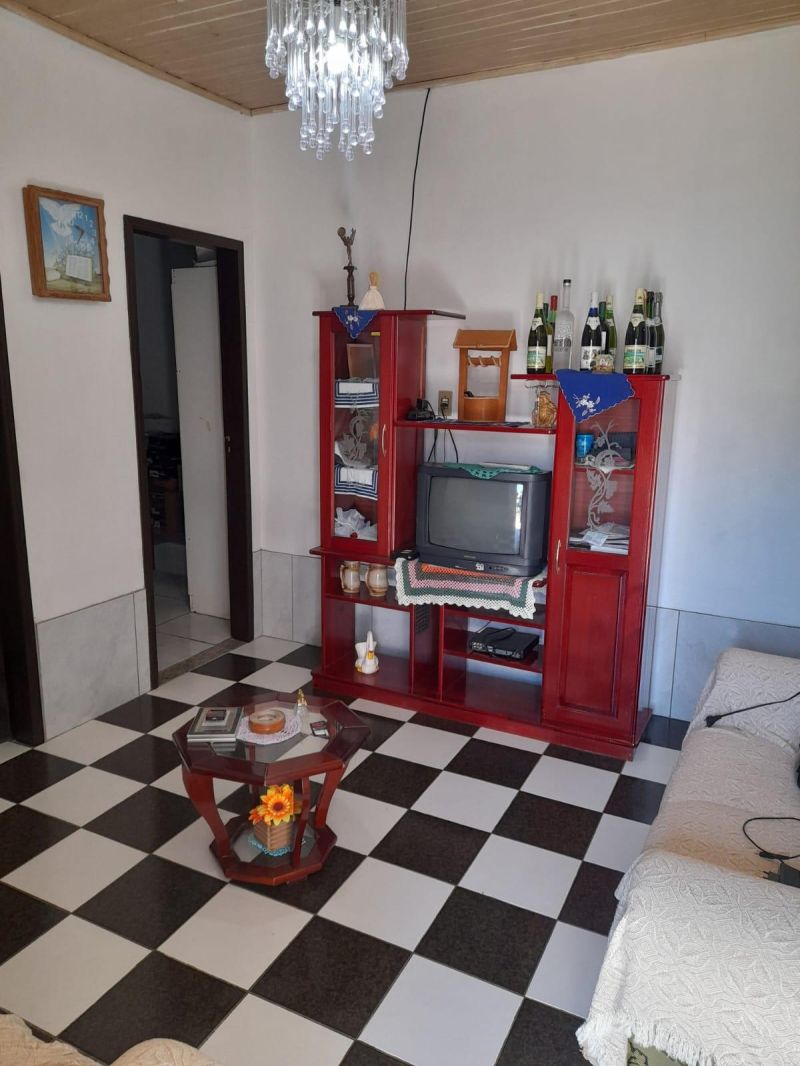 Casa com 2 quartos e 2 banheiros à venda no bairro Das Rosas, Nova Hartz