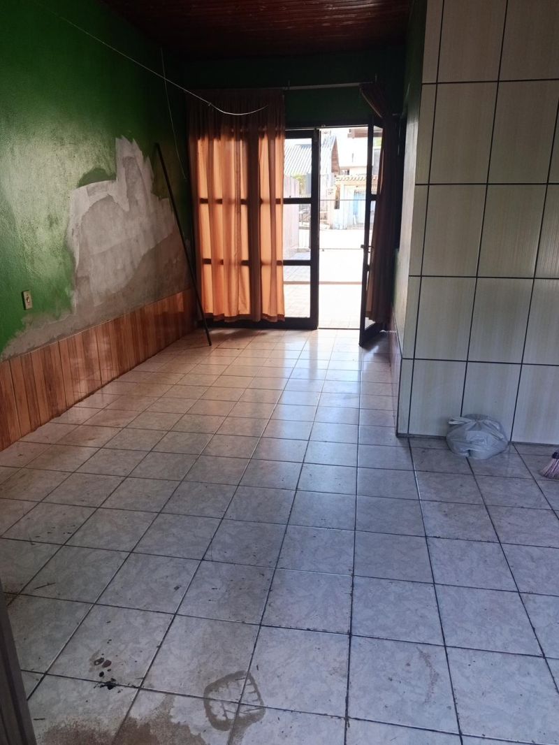 Casa com 2 quartos e 2 banheiros à venda no bairro Das Rosas, Nova Hartz