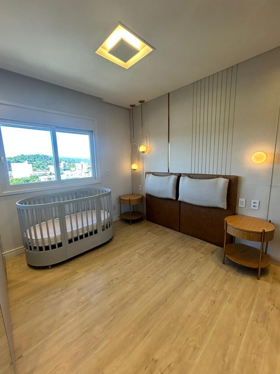 Apartamento com 2 quartos, 1 banheiro e 90m² à venda no bairro Centro, Taquara