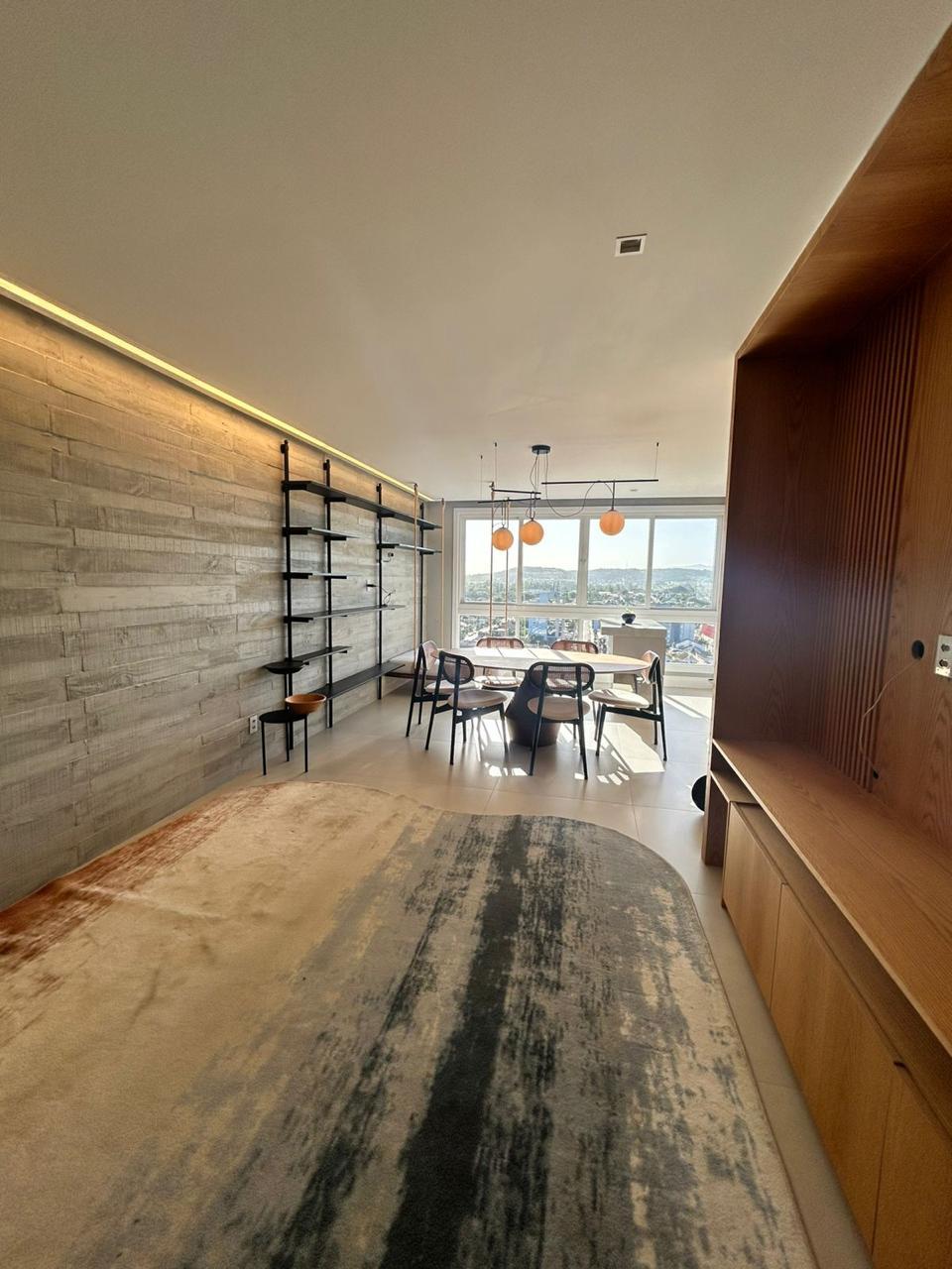 Apartamento com 2 quartos, 1 banheiro e 90m² à venda no bairro Centro, Taquara